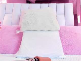 RileySweet live cam preview