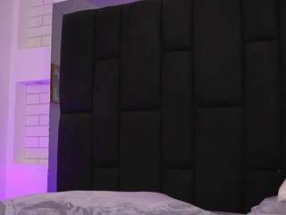 kitty-doll09 Live Webcam on CamSoda