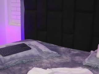 kitty-doll09 Live Webcam on CamSoda