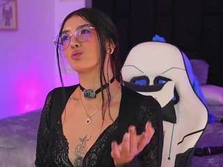 kitty-doll09 Live Webcam on CamSoda