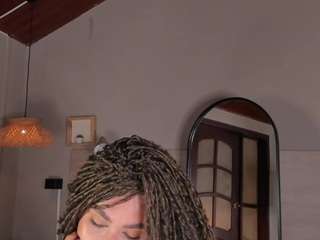 nayahh live webcam show