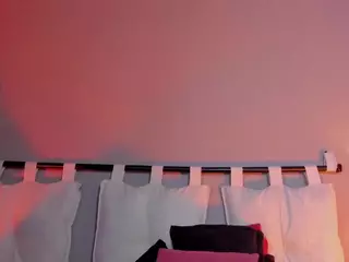 nayahh's Live Sex Cam Show