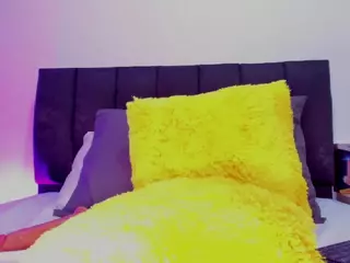 zoemilss's Live Sex Cam Show
