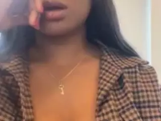 Fox Rosa's Live Sex Cam Show