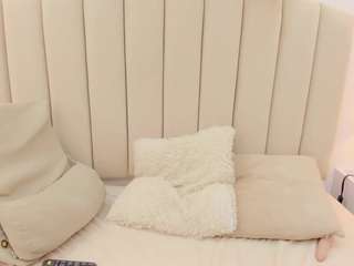  elettra-bennet chat room