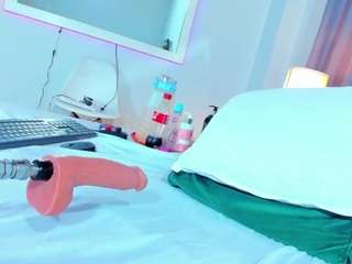 liaantonela69 Toy live webcam