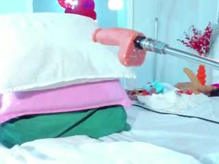 liaantonela69 Live Webcam on CamSoda