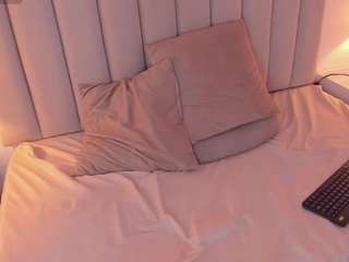mia-thompson-1 Live Webcam on CamSoda