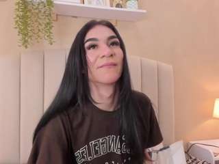 mia-thompson-1 webcam