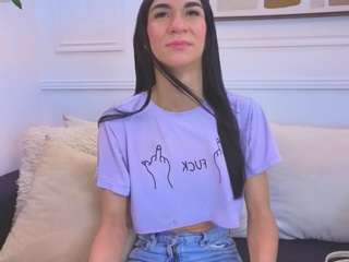 mia-thompson-1 webcam