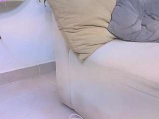 mia-thompson-1 webcam
