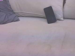 mia-thompson-1 webcam