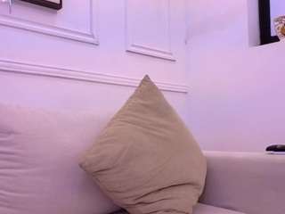 mia-thompson-1 webcam