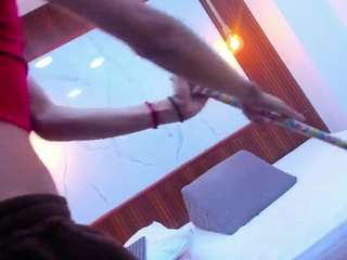 mia-thompson-1 live cam profile