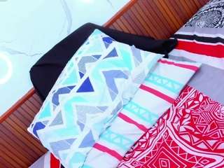 mia-thompson-1 live cam profile