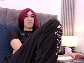 mia-thompson-1 webcam