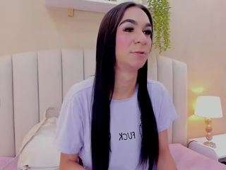 mia-thompson-1