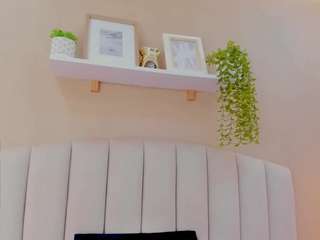 mia-thompson-1 Sex Cam Show