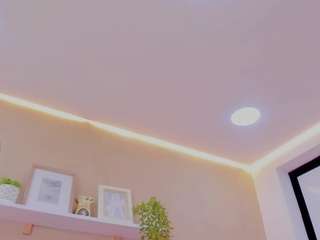 mia-thompson-1 Sex Cam Show
