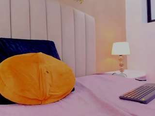 mia-thompson-1 Sex Cam Show