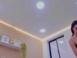 mia-thompson-1 live webcam show