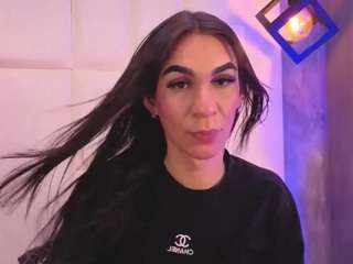 Mia-Thompson-1