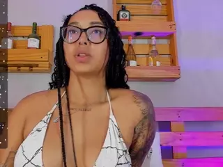 aly-texas's Live Sex Cam Show