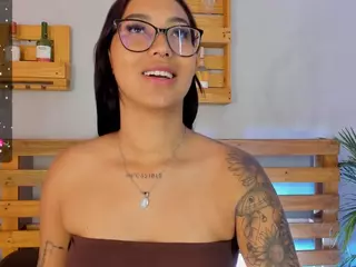 aly-texas's Live Sex Cam Show