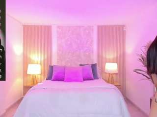 antonella-grayy's CamSoda show and profile