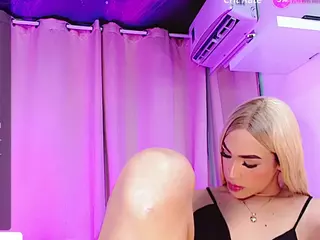 BarbyHadry's Live Sex Cam Show