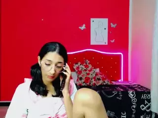 inocent-moon's Live Sex Cam Show