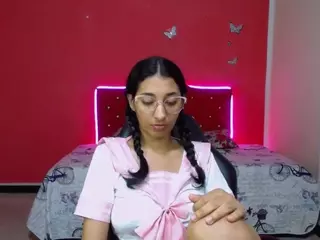 inocent-moon's Live Sex Cam Show
