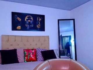 maria-camilaa Live Webcam on CamSoda