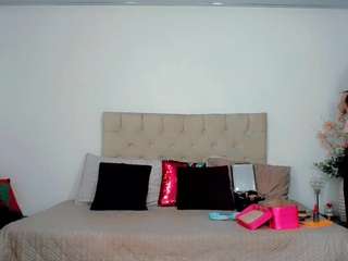 maria-camilaa Live Webcam on CamSoda