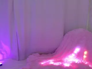 Zemeee's Live Sex Cam Show