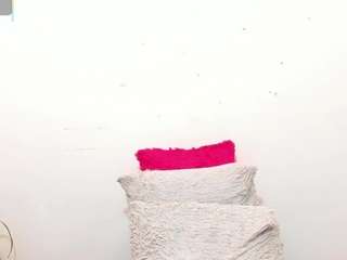 hazel-34 Live Webcam on CamSoda