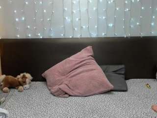 squirterzoe webcam