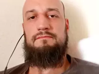 gandziabb's Live Sex Cam Show