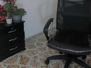  scarlett-sanders chat room