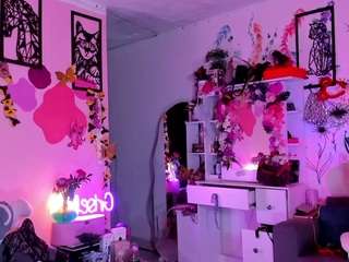 scarlett-sanders's CamSoda show and profile