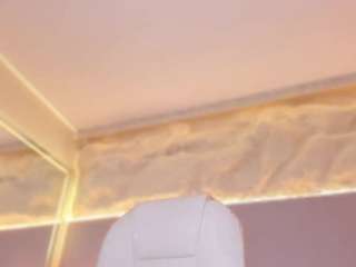 emma-kitty Sex Cam Show