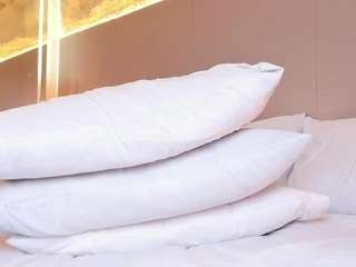 emma-kitty live webcam show
