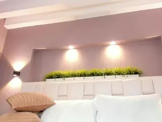 Emma's Live Sex Cam Show