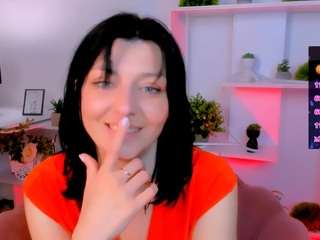 Live stream of keeeelly