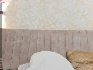 Mia's Live Sex Cam Show