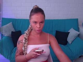 Discover rikaraily from CamSoda