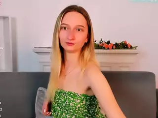Rinaaaa's Live Sex Cam Show