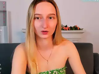 Rinaaaa's Live Sex Cam Show
