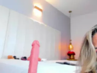 ShanellRousex's Live Sex Cam Show