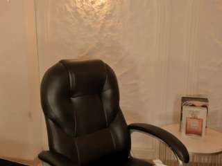  victoria-18 chat room